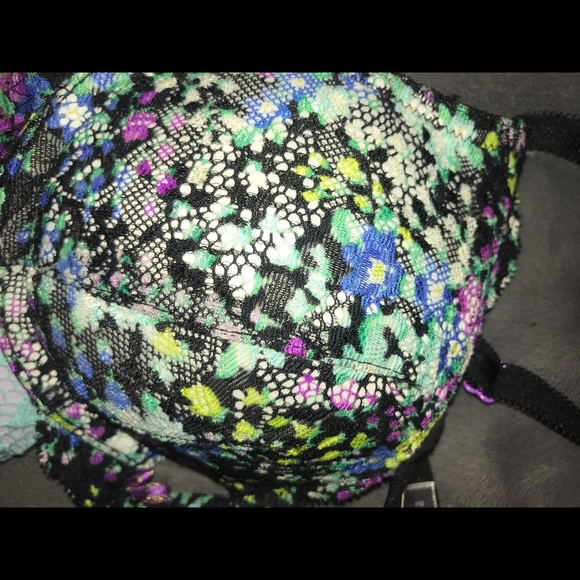 Victoria Secret Bathing Suits - Picture 10 of 16